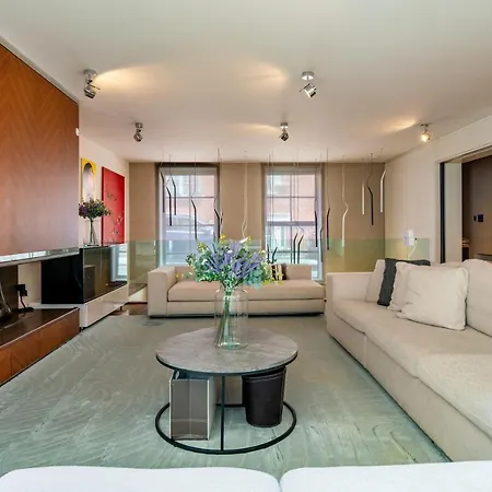The One Chelsea Villa